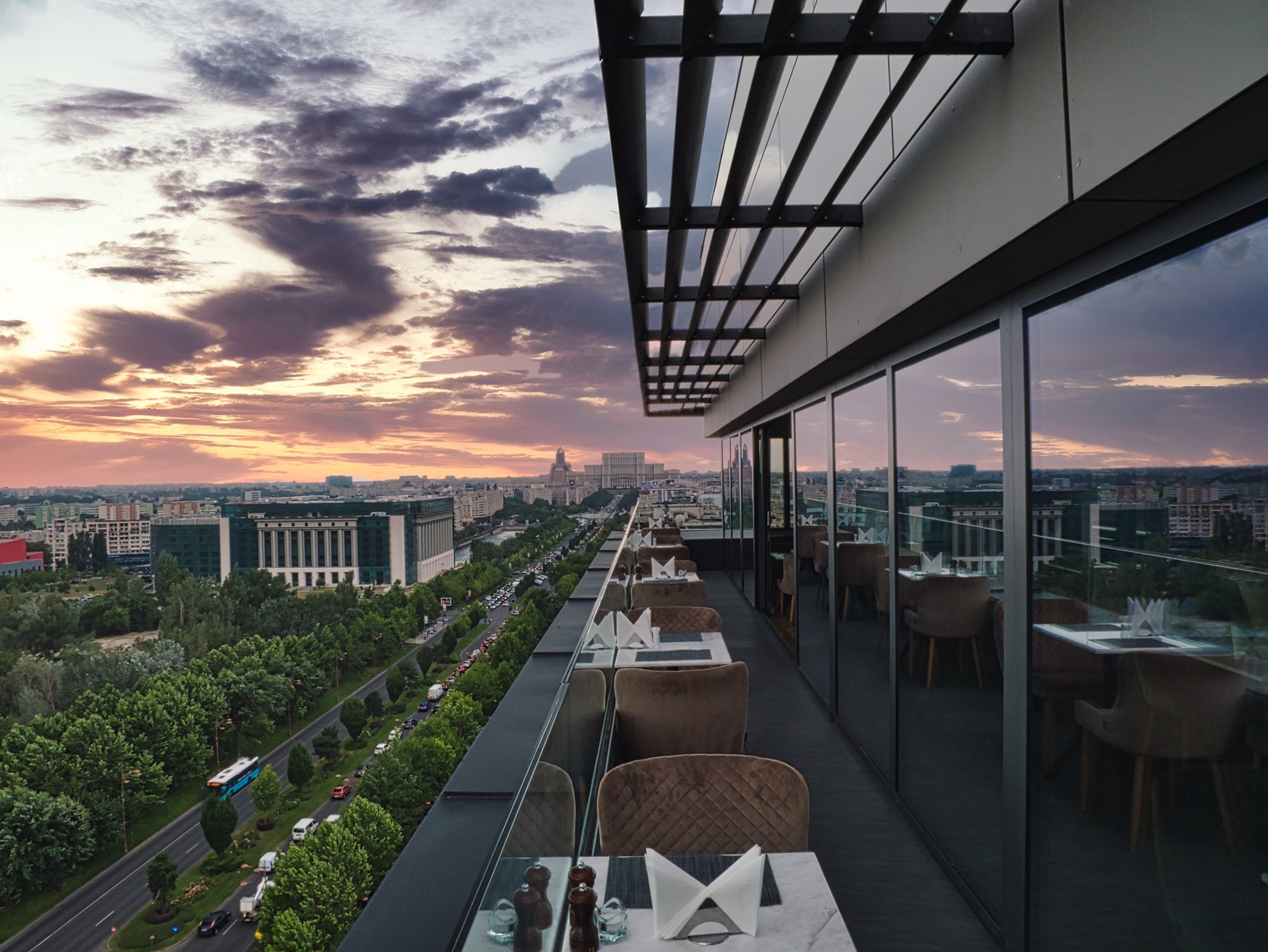 Amethyst Sky Bar & Rooftop Restaurants Bucharest